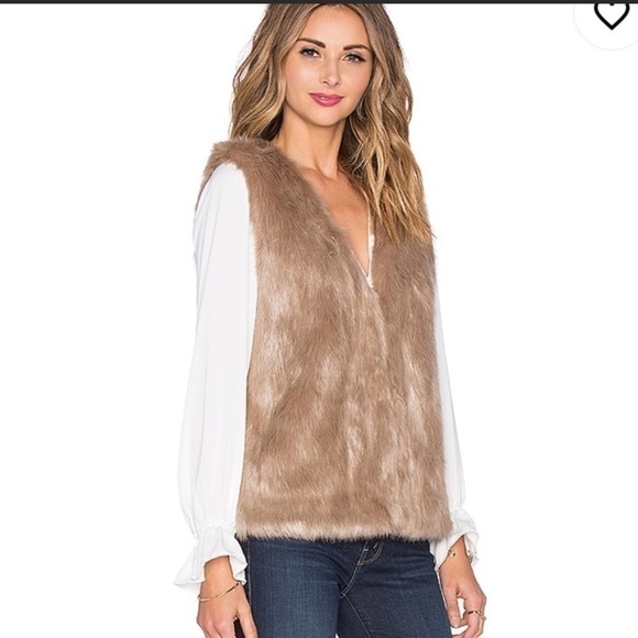 Joie Nimoy Faux Fur Vest in Deep Mushroom Taupe Size Medium Winter Fall Cozy - Picture 2 of 11